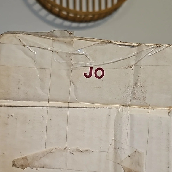 Ashton-Drake Porcelain "Jo" 15" Doll - Picture 8 of 8